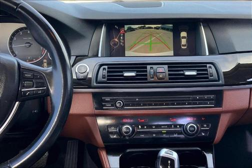 2015 BMW 528 i