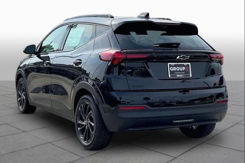 Mosaic Black Metallic 2027 Chevrolet Bolt RS