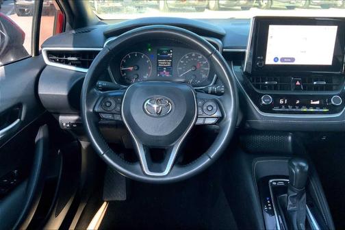 2023 Toyota Corolla Hatchback SE
