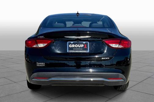 2016 Chrysler 200 Limited