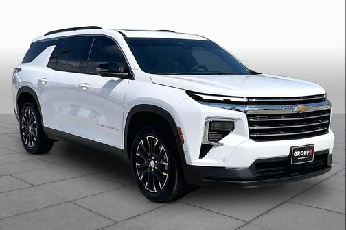 Summit White 2025 Chevrolet Traverse LT