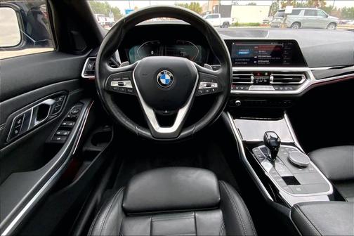 2019 BMW 330 i