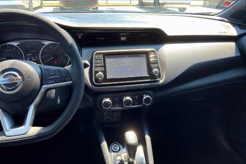 2020 Nissan Kicks S