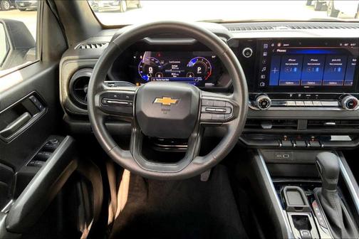 2024 Chevrolet Colorado WT