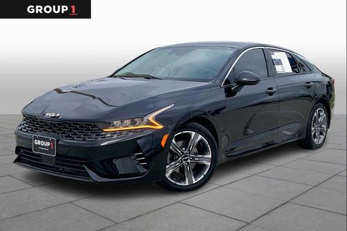 Ebony Black 2022 Kia K5 EX