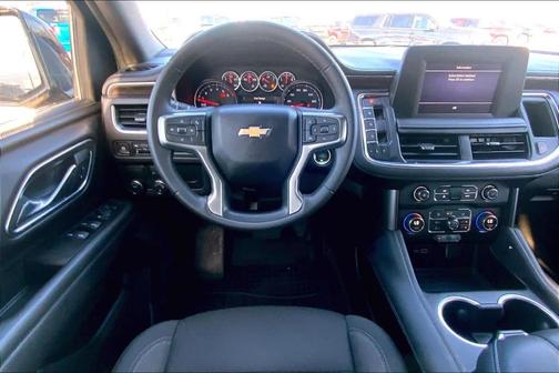 2024 Chevrolet Suburban LS