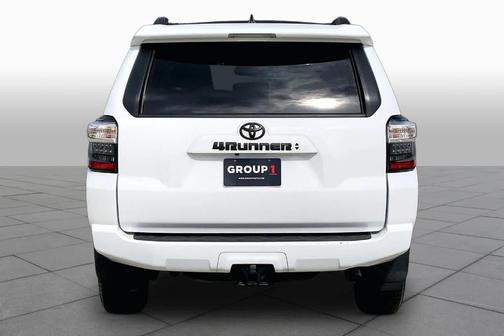 Ice 2023 Toyota 4Runner SR5