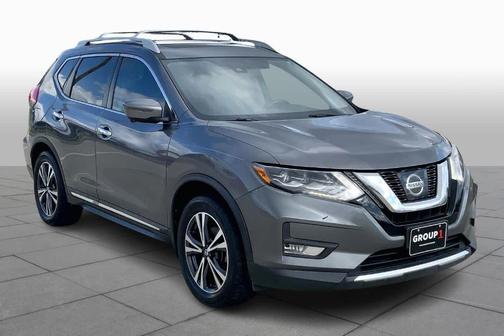 2017 Nissan Rogue SL