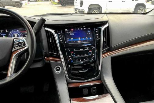 2018 Cadillac Escalade Premium Luxury