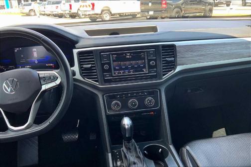 2022 Volkswagen Atlas Cross Sport 2.0T SE