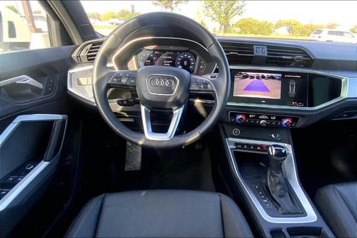 Arkona White 2024 Audi Q3 40 Premium