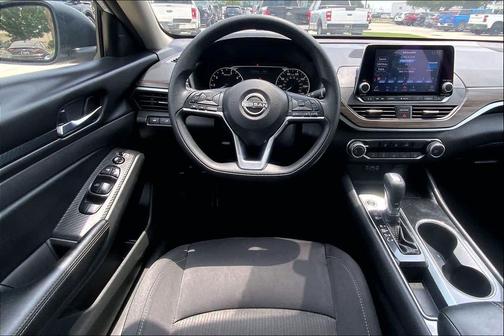 Brilliant Silver Metallic 2024 Nissan Altima 2.5 SV