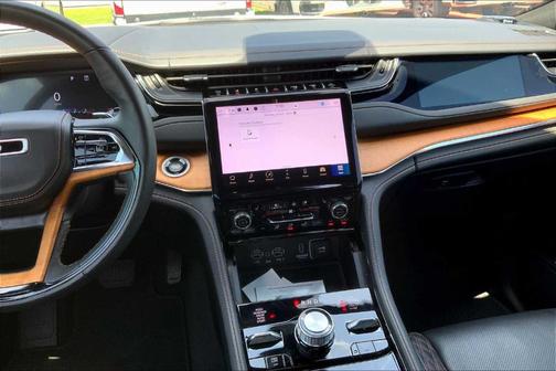 2023 Jeep Grand Cherokee L Summit