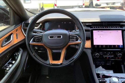 2023 Jeep Grand Cherokee L Summit