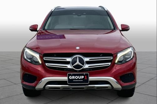designo Cardinal Red Metallic 2017 Mercedes-Benz GLC 300 Base 4MATIC