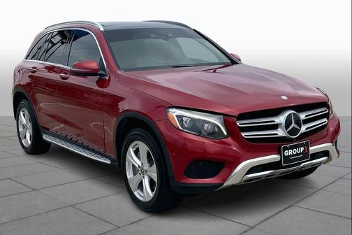 designo Cardinal Red Metallic 2017 Mercedes-Benz GLC 300 Base 4MATIC