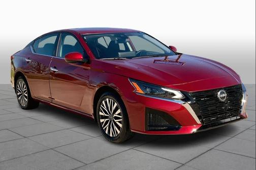 Scarlet Ember 2023 Nissan Altima 2.5 SV
