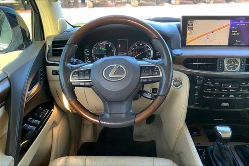 2016 Lexus LX 570 Base