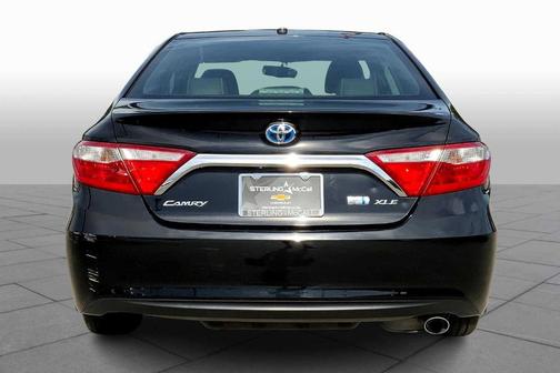 2016 Toyota Camry Hybrid XLE