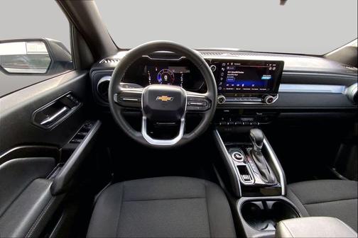 Sterling Gray Metallic 2023 Chevrolet Colorado LT