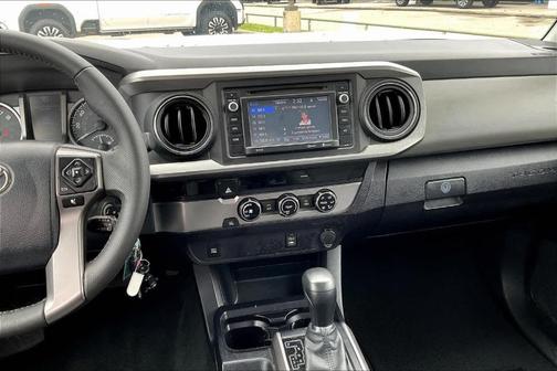 2017 Toyota Tacoma SR5