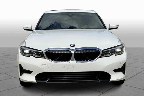 2019 BMW 330 i