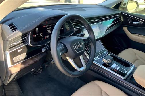 2024 Audi Q8 55 Premium Plus