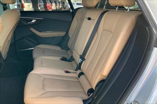 2024 Audi Q8 55 Premium Plus