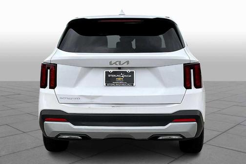2024 Kia Sorento LX