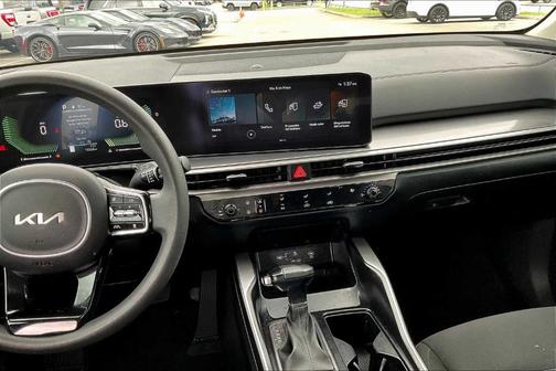 2024 Kia Sorento LX