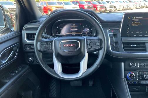 2023 GMC Yukon SLT