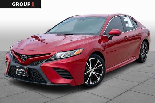 2020 Toyota Camry SE