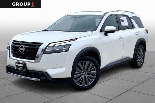 2023 Nissan Pathfinder SL