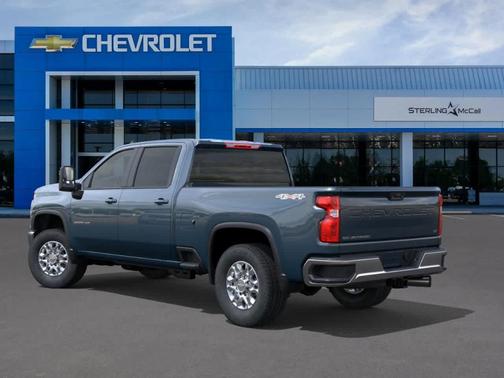 2025 Chevrolet Silverado 3500 LT
