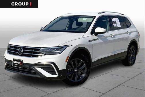 Opal White Pearl Effect 2023 Volkswagen Tiguan 2.0T SE