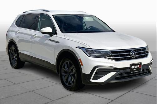 Opal White Pearl Effect 2023 Volkswagen Tiguan 2.0T SE