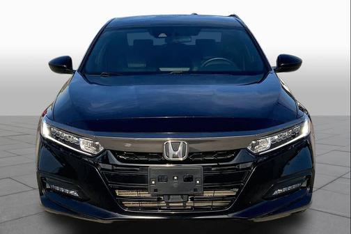 Lunar Silver Metallic 2018 Honda Accord Sport