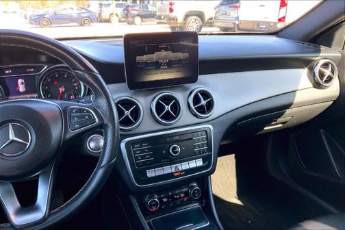 2018 Mercedes-Benz GLA 250 Base