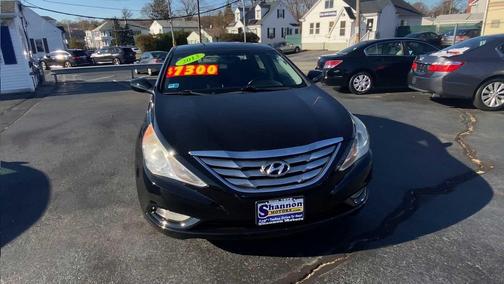 2013 Hyundai SONATA SE