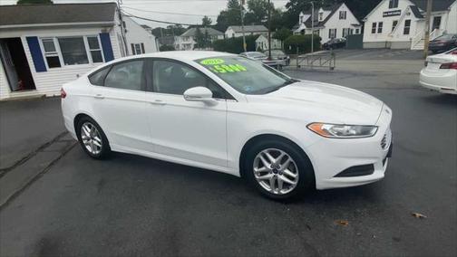 2014 Ford Fusion SE