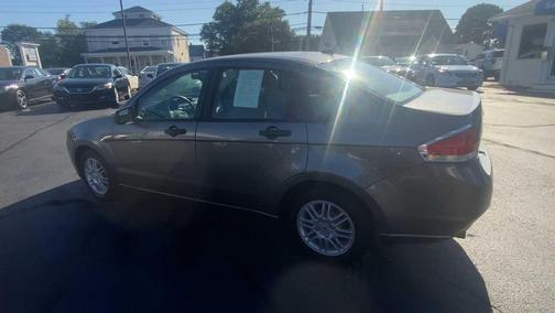 STERLING GRAY METALLIC 2011 Ford Focus SE