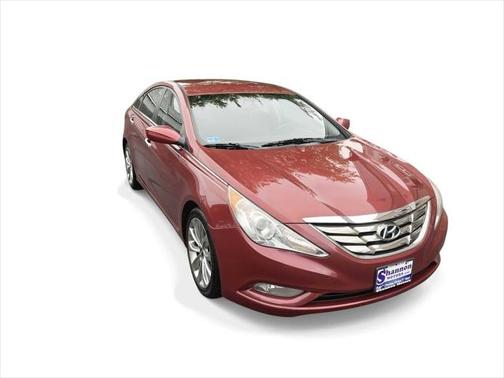 2013 Hyundai SONATA SE