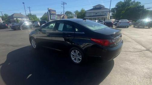 Phantom Black Metallic 2013 Hyundai SONATA GLS