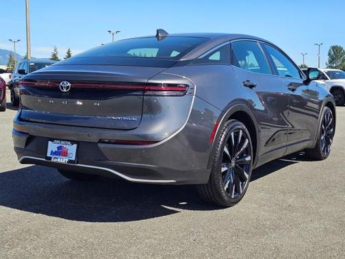 Magnetic Gray Metallic 2023 Toyota Crown Platinum