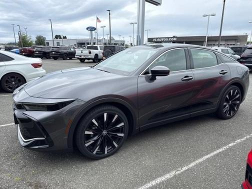 Magnetic Gray Metallic 2023 Toyota Crown Platinum