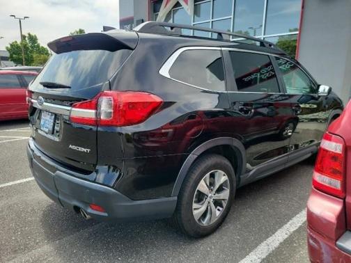 Crystal Black Silica 2021 Subaru Ascent Premium 7-Passenger