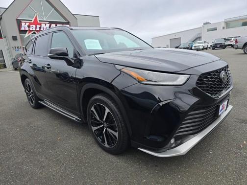 2022 Toyota Highlander XSE