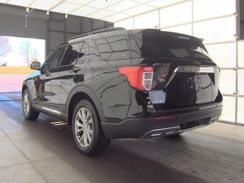 Agate Black Metallic 2023 Ford Explorer XLT