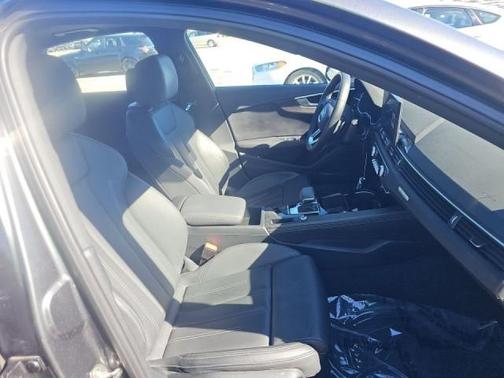 2023 Audi A4 45 S line Premium Plus