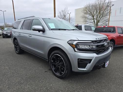 Iconic Silver Metallic 2022 Ford Expedition Max Limited